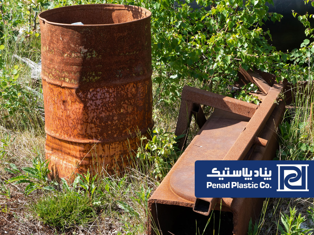 چه عواملی باعث زنگ زدن بشکه فلزی می شود؟